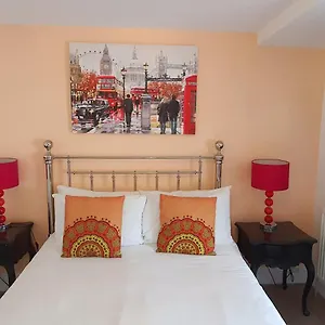 Grand Pier Bed & Breakfast
