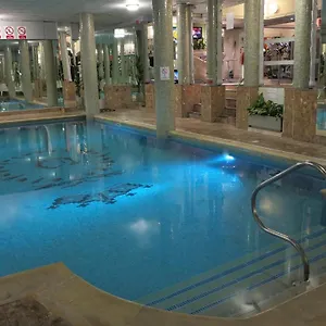 3* Otel Queens &