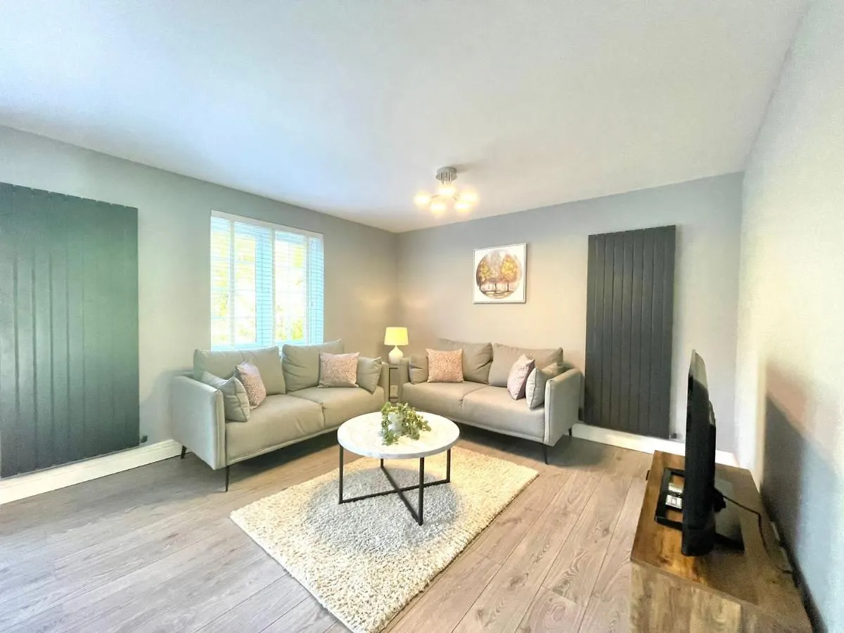 Holiday home Refurbished 4-Br House Near Beach And The Downs Villa Brighton