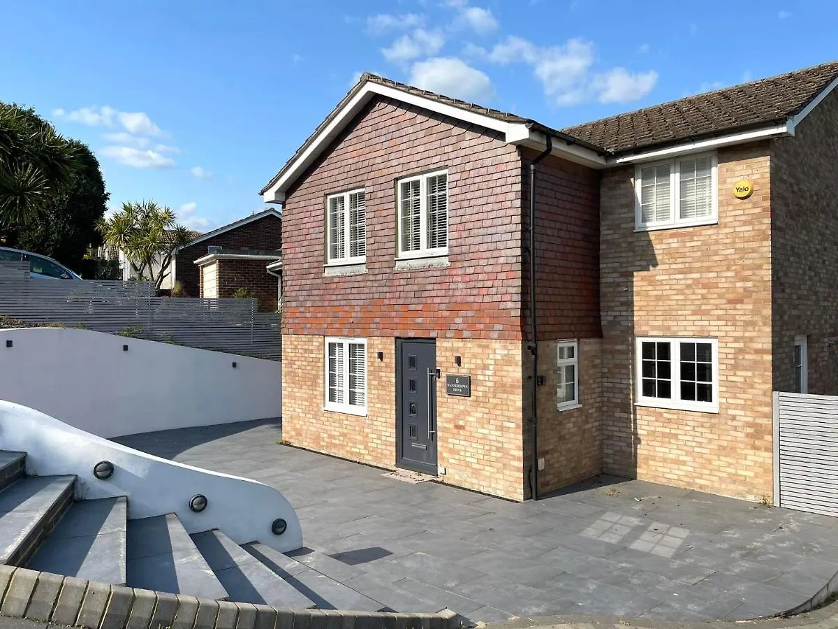 Refurbished 4-Br House Near Beach And The Downs Villa Brighton United Kingdom