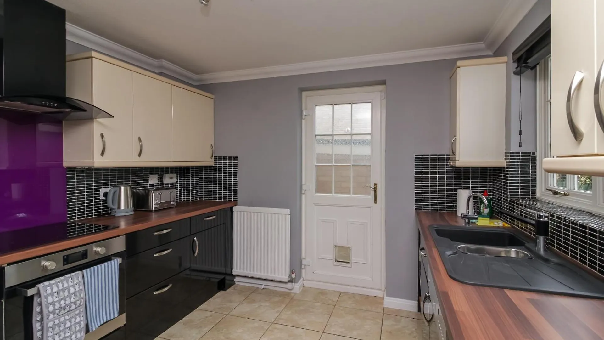Refurbished 4-Br House Near Beach And The Downs Villa Brighton