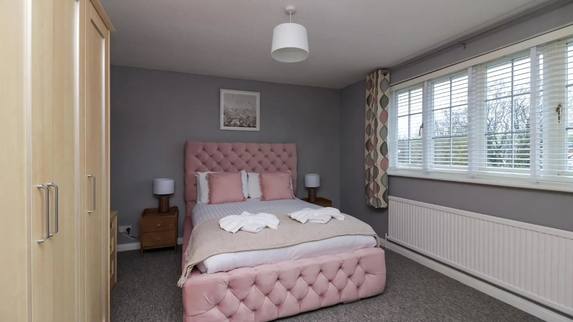Refurbished 4-Br House Near Beach And The Downs Villa Brighton Holiday home