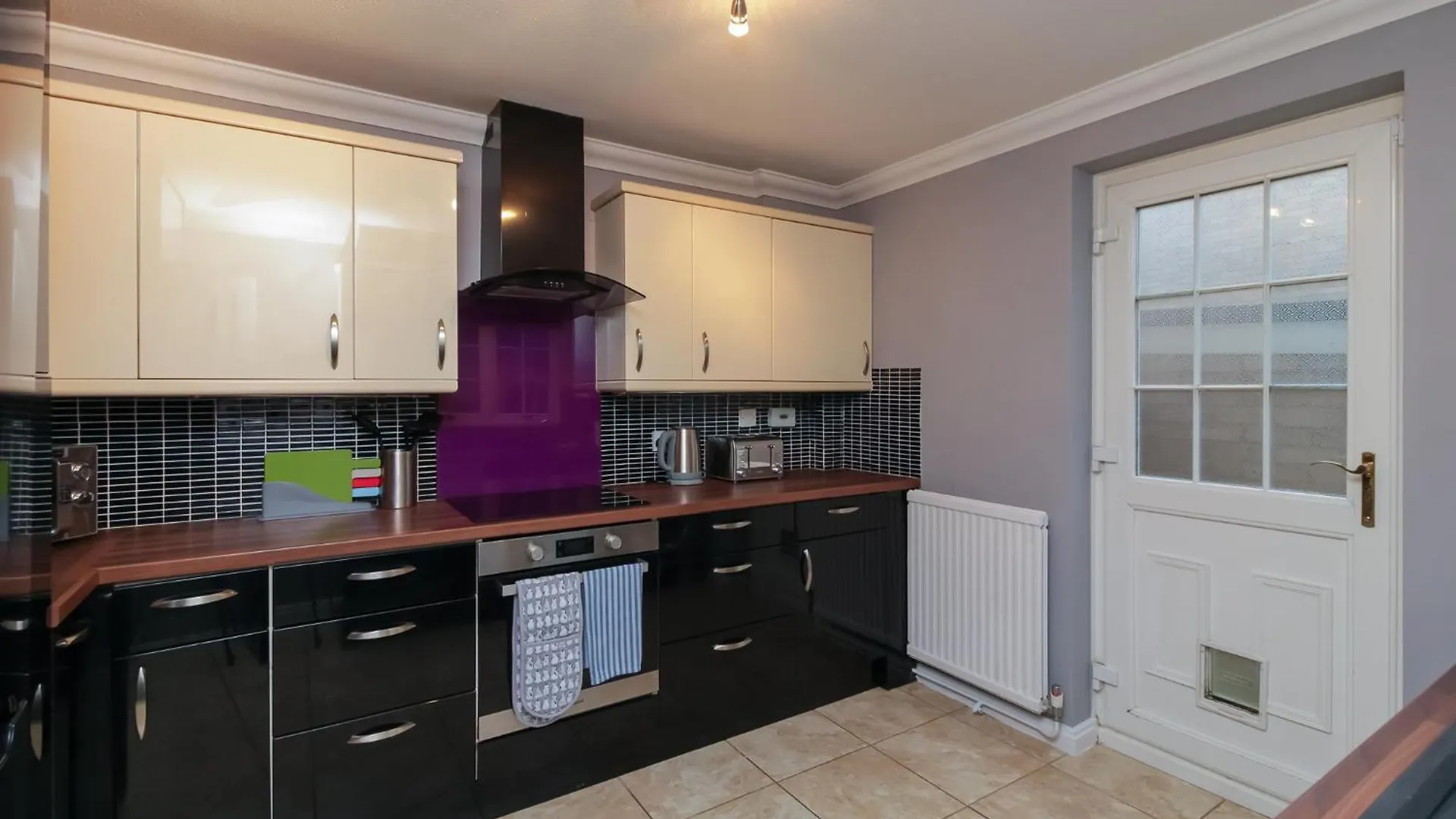 Refurbished 4-Br House Near Beach And The Downs Villa Brighton Holiday home