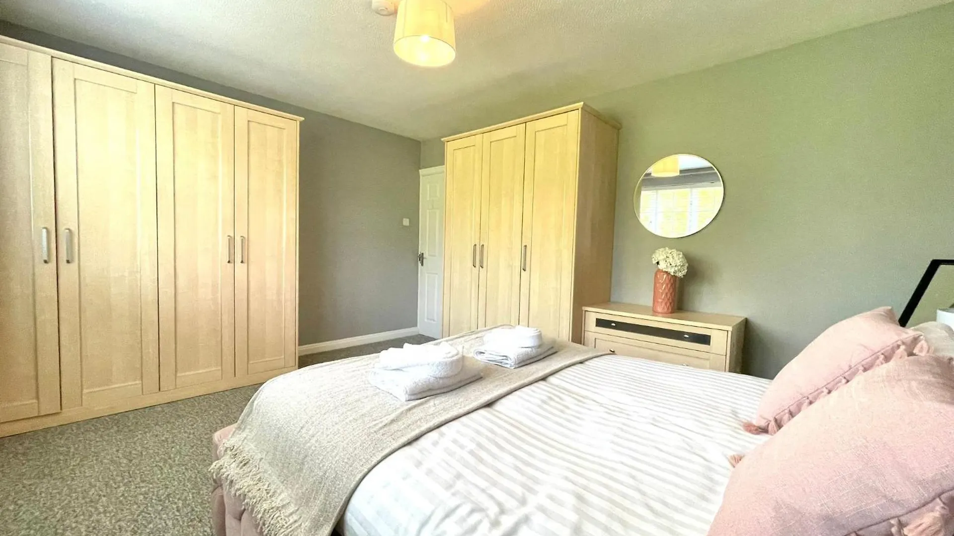 Holiday home Refurbished 4-Br House Near Beach And The Downs Villa Brighton